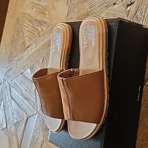 New SOREL Ellas leather slides sandals, 6.5